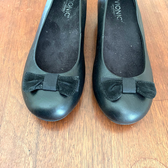 Vionic Lydia Low Wedge Shoes Black Shoes Bows Ballerina Sz US 6 EU 37 - Picture 3 of 8
